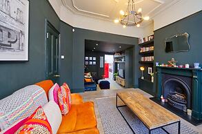 4 Bedroom House Barnes