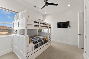 Villa #15 At Bloomington Country Club 4 Bedroom Townhouse