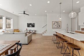 Villa #15 At Bloomington Country Club 4 Bedroom Townhouse