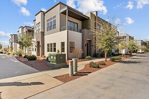 Villa #15 At Bloomington Country Club 4 Bedroom Townhouse