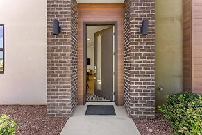 Villa #15 At Bloomington Country Club 4 Bedroom Townhouse