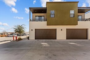 Villa #15 At Bloomington Country Club 4 Bedroom Townhouse