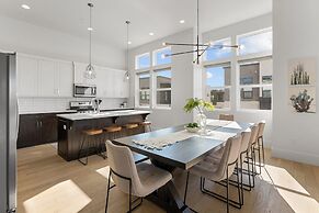 Villa #20 At Bloomington Country Club 3 Bedroom Condo