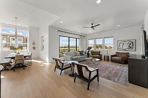 Villa #20 At Bloomington Country Club 3 Bedroom Condo