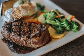 Villa #20 At Bloomington Country Club 3 Bedroom Condo