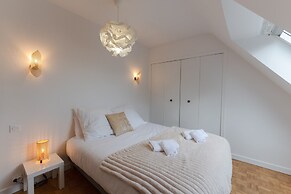 House by Plage de Melon With Garden Retreat