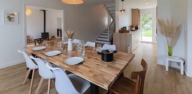 House by Plage de Melon With Garden Retreat