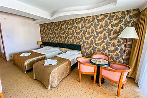 Grand Cortez Halal Family Hotel - All Inclusive