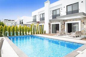 İmportantTravel BD4108 2Bedroomed Villa