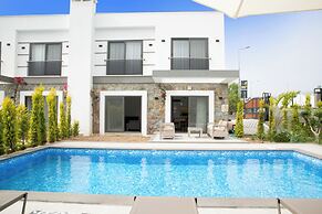 İmportantTravel BD4108 2Bedroomed Villa