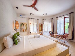 Solymar Staffed Beach Front Villa
