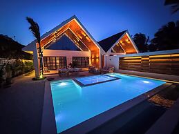 Solymar Staffed Beach Front Villa
