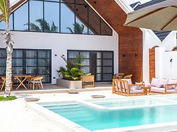Solymar Staffed Beach Front Villa
