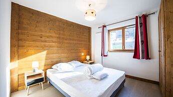 Apartment in Morillon With Mountain Views