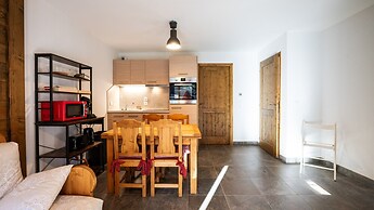 Apartment in Morillon With Mountain Views