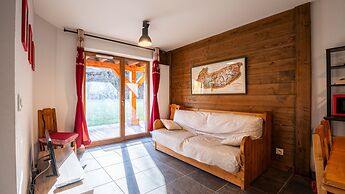 Apartment in Morillon With Mountain Views