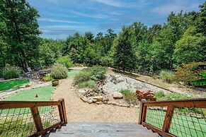 Mountain Haven in the Woods