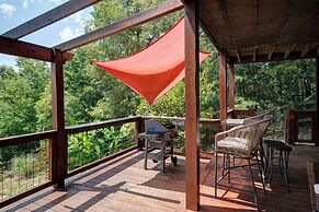 Mountain Haven in the Woods