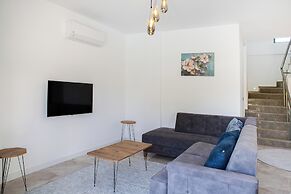 İmportantTravel BD4109 2Bedroomed Villa