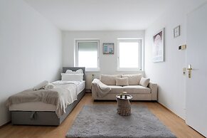 COY Apartments Steyr - Work & Relaxation