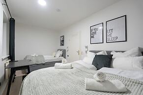 COY Apartments Steyr - Work & Relaxation