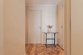 FLIPHAUS Av del Libertador 1100