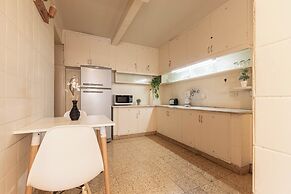 FLIPHAUS Av del Libertador 1100