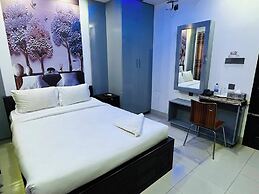 Khairul International Hotel Pabna