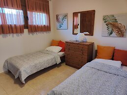 Villa Traditional Estate Heated Pool