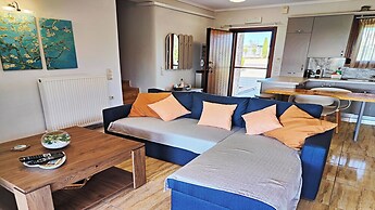 Villa Traditional Estate Heated Pool