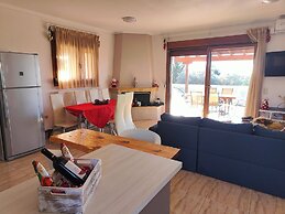 Villa Traditional Estate Heated Pool