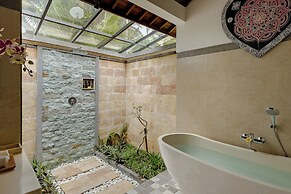 Prabawa Ubud Villa