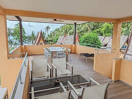 Poolside Apartments and Rooms