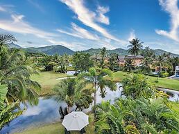 Poolside Apartments and Rooms