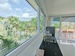 Poolside Apartments and Rooms