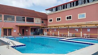 Fams Embassy Suites
