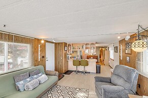 2 Mi to Sturgis Motorcycle Rally: Peaceful Home