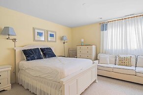 Bayside Destination Drive