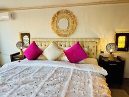 Yes We Camps Luxury lodge & spa