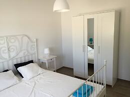 Charming Apartment in Lukovo Šugarje With Mountain Views