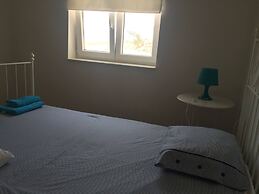 Charming Apartment in Lukovo Šugarje With Mountain Views