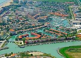 Apartment in Caorle Near Beach