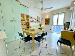 Gorgeous Cottage in Porto Santa for 4