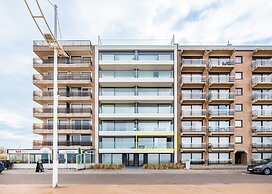 Apartment in Koksijde With Stunning Sea Views