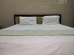 Hotel Velusamy Inn