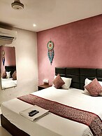 HOTEL SUNRISE CAVE