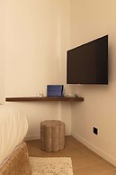 Elegant Apartment - AC- 2br-6p- Madeleine