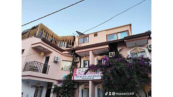 Yeşim Pansiyon