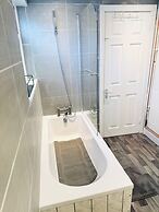 Weekend Escape- 4 Bedroom House in Stoke-on-trent