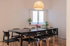 FLIPHAUS Arenales 1900